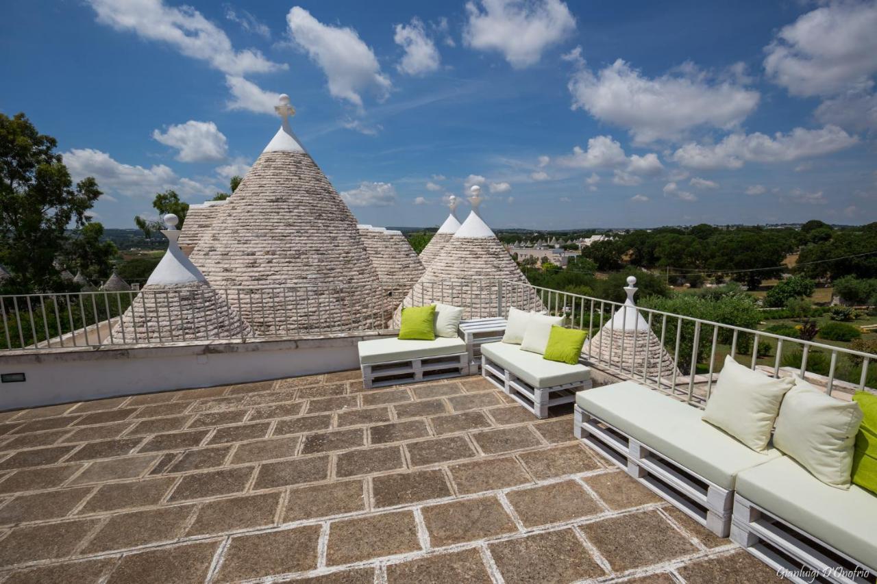 Trulli Angela Apartment โลโกโรตอนโด ภายนอก รูปภาพ